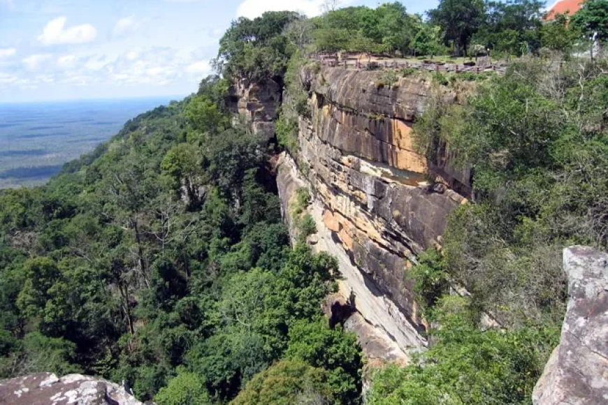 How a Failing Cambodia-Thailand Ceasefire Can Illuminate the Road to Peace