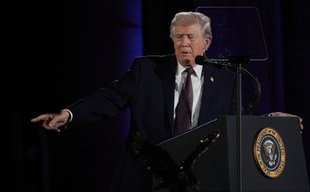 Trump warns Iran to reach deal or keep facing strikes