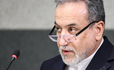 Iran Wans US of Extraordinary Attacks If War Resumes