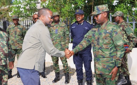 Mozambique Defence Minister Visits Rwandan Troops in Cabo Delgado