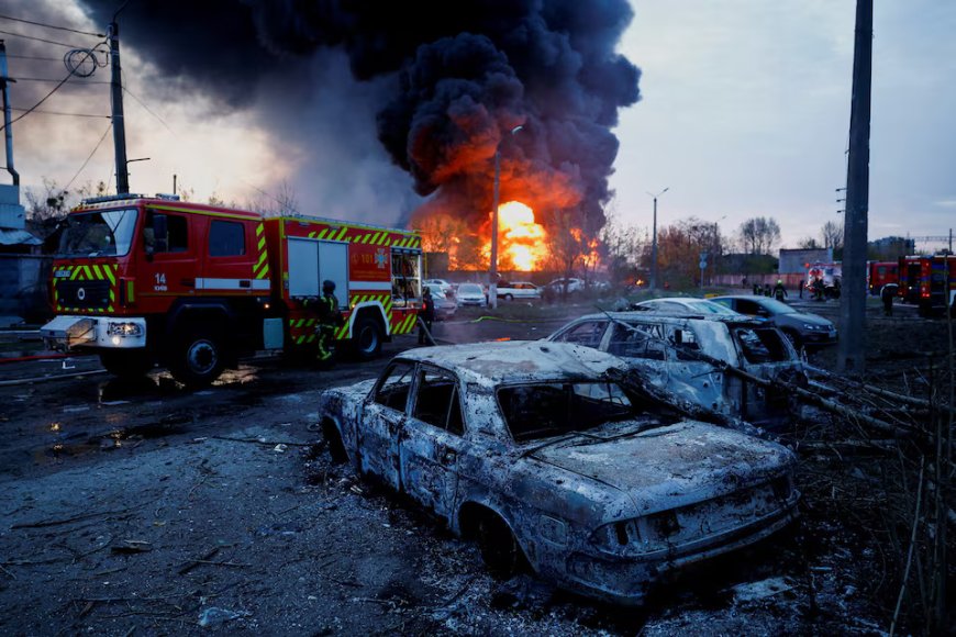 Putin Signals Ukraine War “Coming to End” as Ceasefire Holds