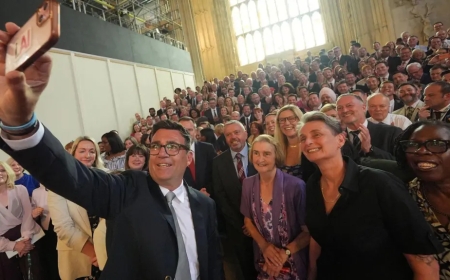 Labour MPs Weigh Leadership Challenges to Stop Unopposed Burnham succession