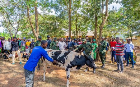 Rwanda’s Security Organs Donate Goats, Cows To Kirehe And Kayonza Residents