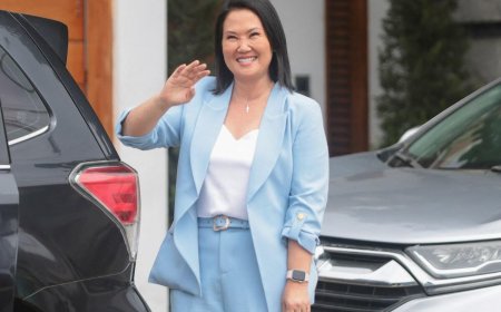 Fujimori takes an unbeatable lead in the race for Peru's president.