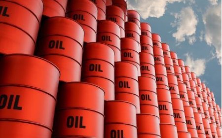 Global Oil Prices Fall to Pre-Conflict Levels Following US-Iran Truce