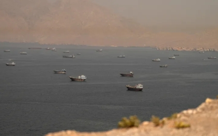 US, Iran Exchange Air Strikes as New Ceasefire Collapses