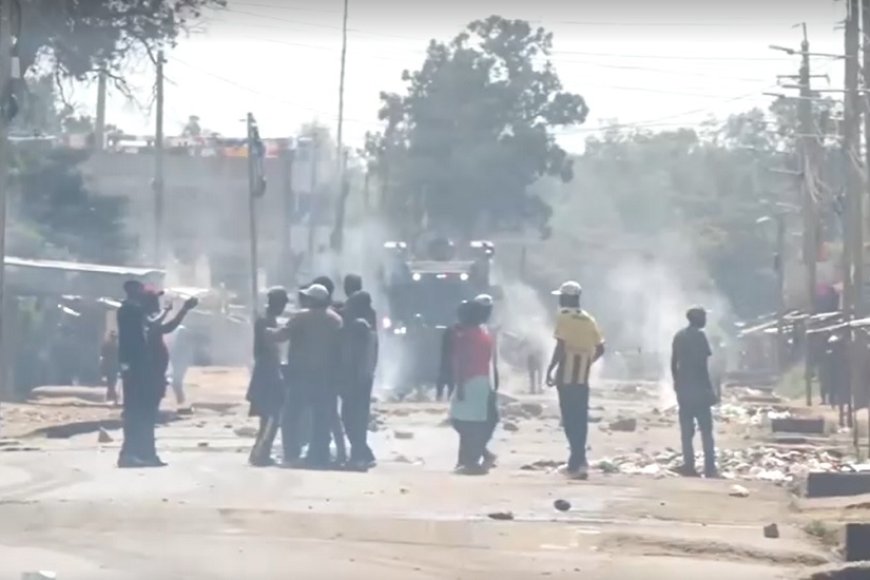 Kenyan Police, Protesters Clash Over U.S. Ebola Center