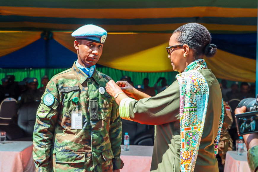 UN Awards Service Medals to Rwandan Peacekeepers in CAR