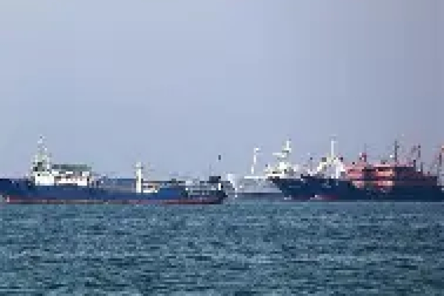 Iran Claims Hormuz Closure; US Denies Blockade Ahead of Talks
