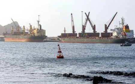 US Pauses Strikes on Iran to Give Diplomacy More Time, Ambassador Says