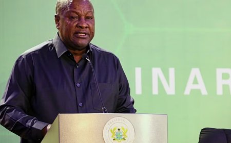 Ghana approves five-year presidential term, lowers minimum age to 35