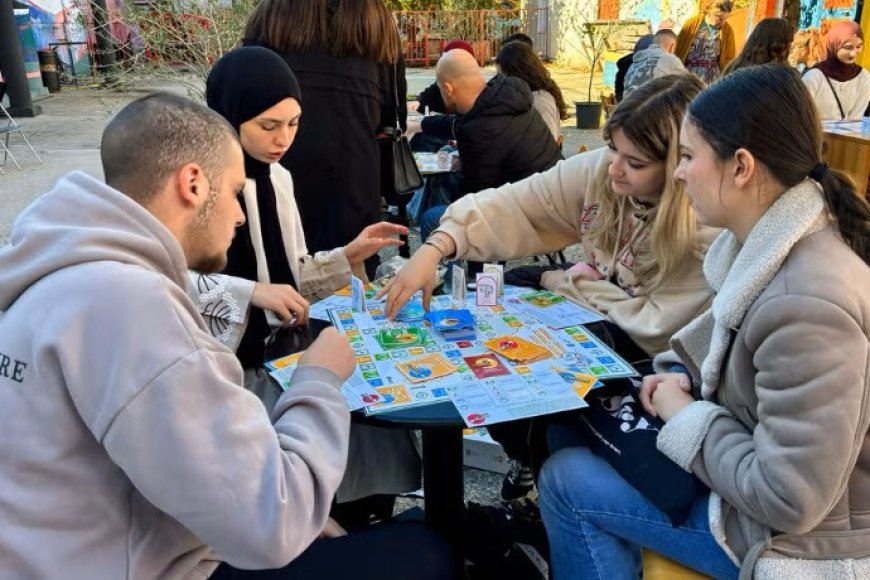 How board game helps Bosnia’s youth rebuild trust after war